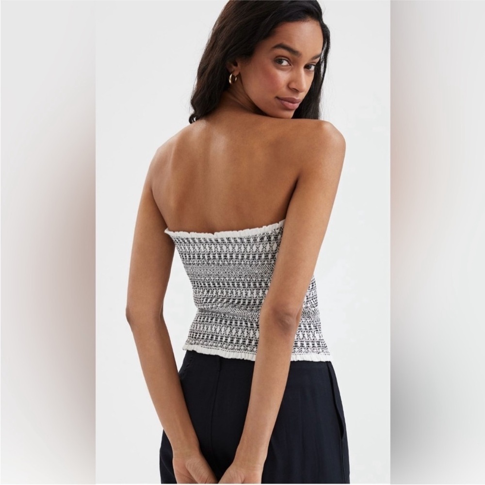 ‼️RARE‼️🎸ANTHROPOLOGIE🎸🔥NWT🔥Smocked Sweetheart Tube-Top in White— M - Picture 4 of 9